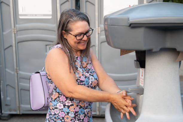 Best Affordable portable toilet rental  in Jeffersonville, OH